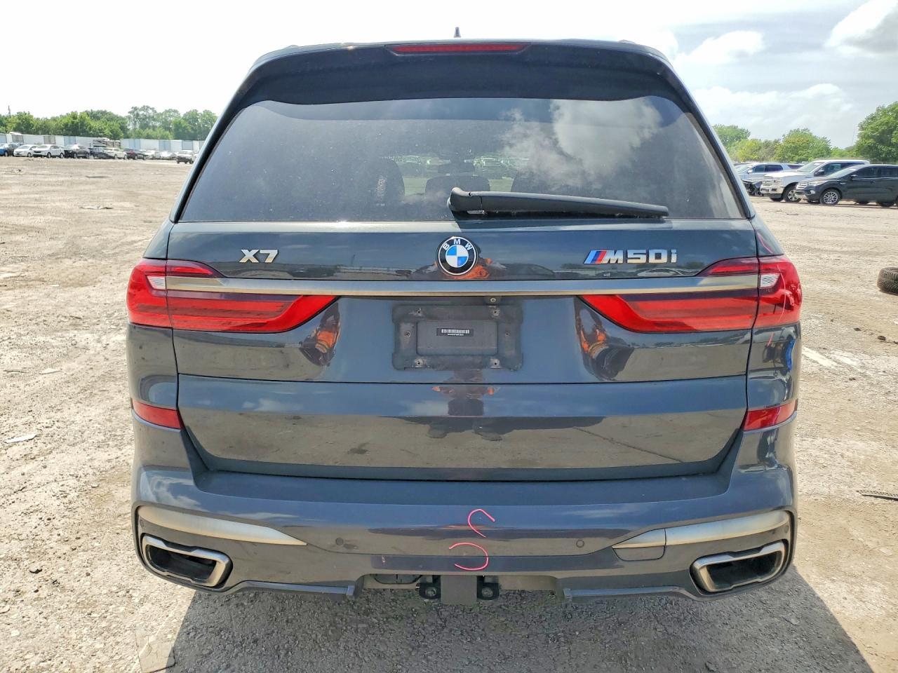 2021 BMW X7 M50I - Фото 6