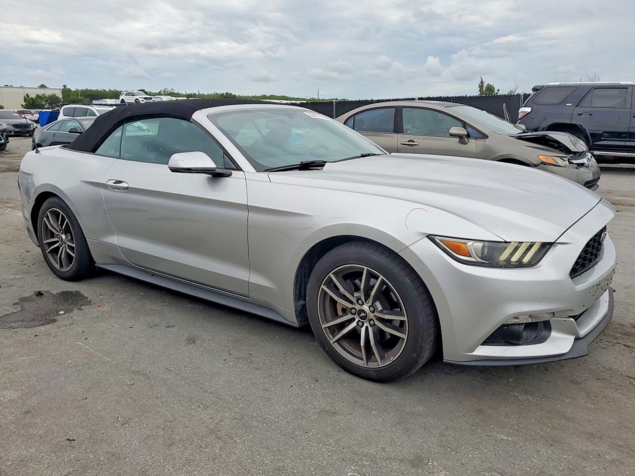 2017 Ford Mustang - Image 4