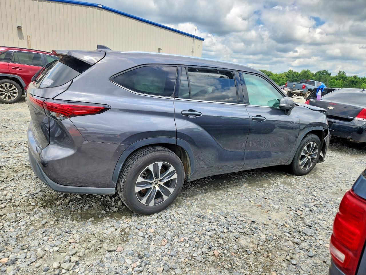 2021 Toyota Highlander Xle - Фото 3