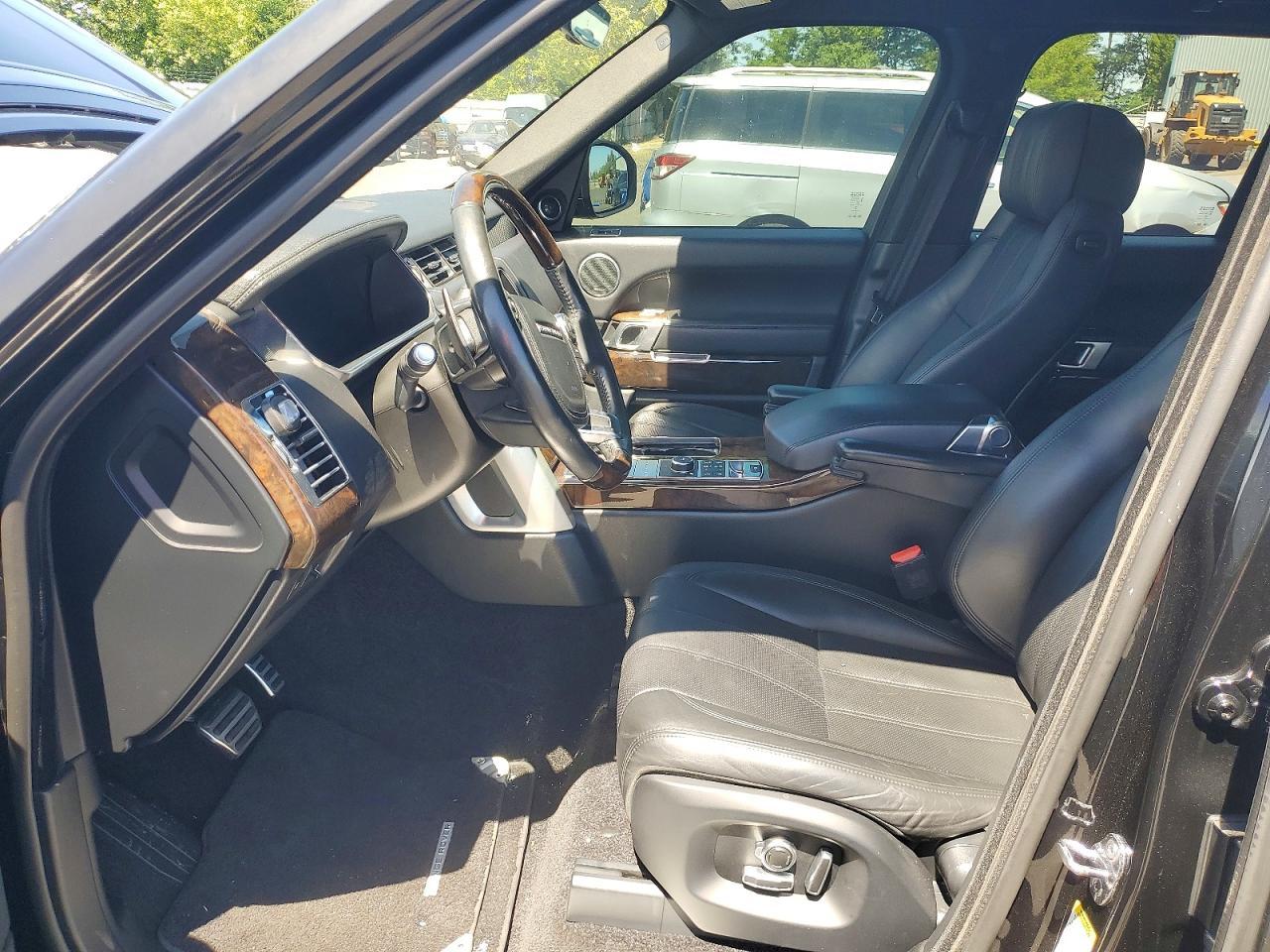 2017 Land Rover Range Rover Supercharged - Image 7
