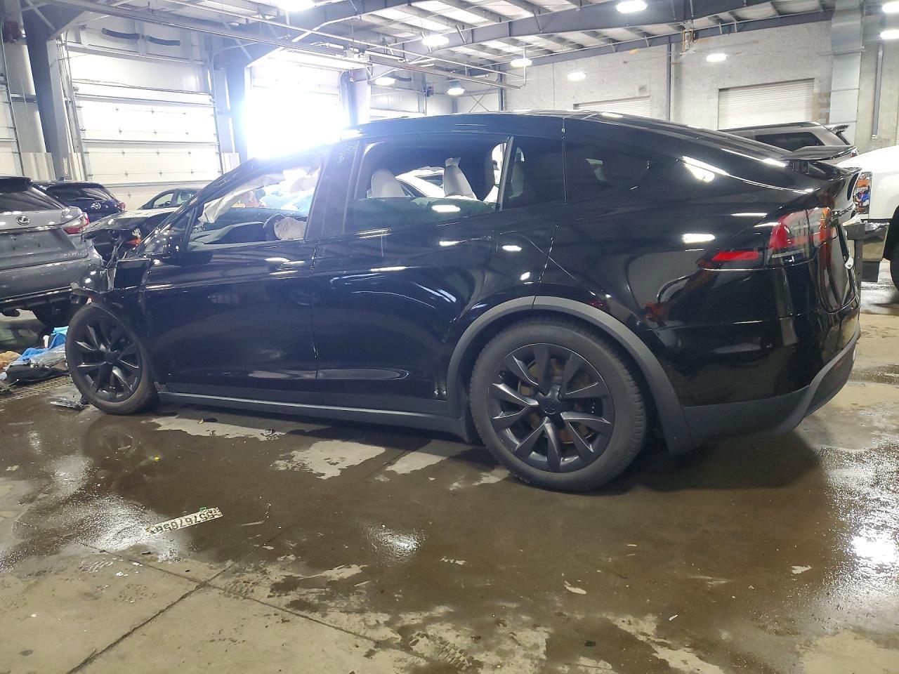 2023 Tesla Model X - Image 2