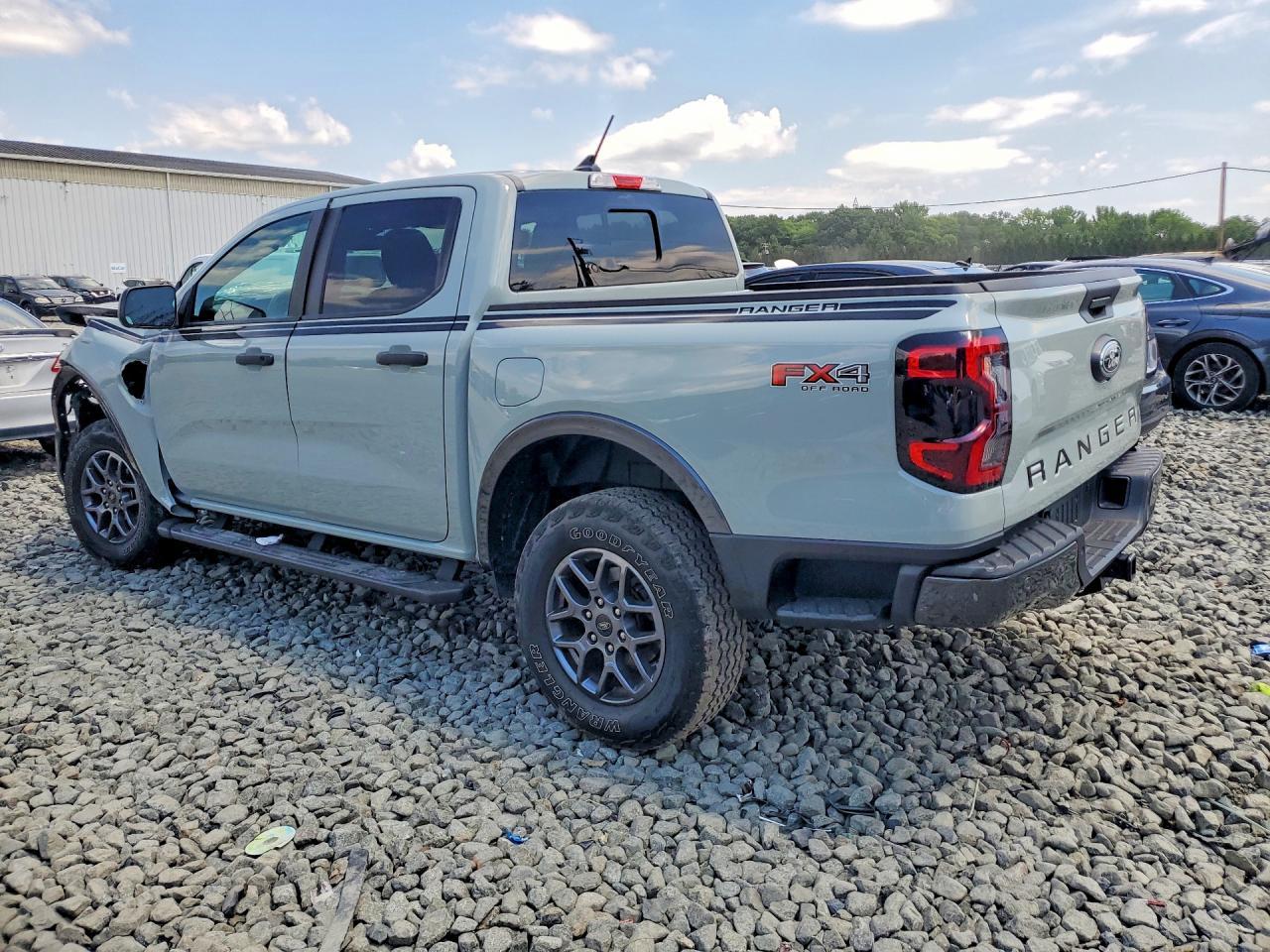 2024 Ford Ranger Xlt - Фото 2