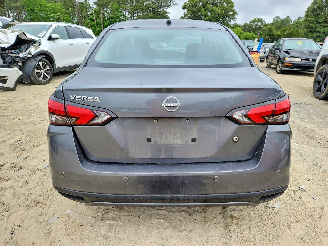 2024 Nissan Versa S - Image 6