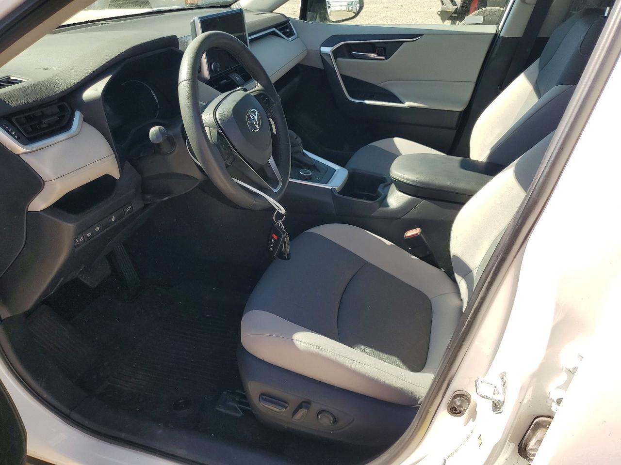 2024 Toyota Rav4 Hybrid Xle - Image 7