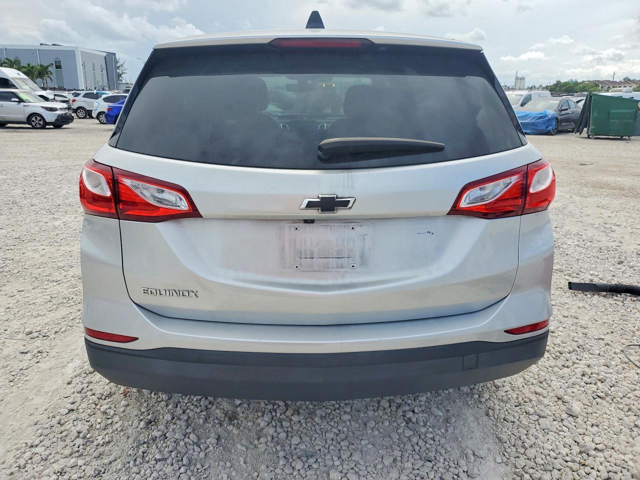 2019 Chevrolet Equinox Ls - Image 6