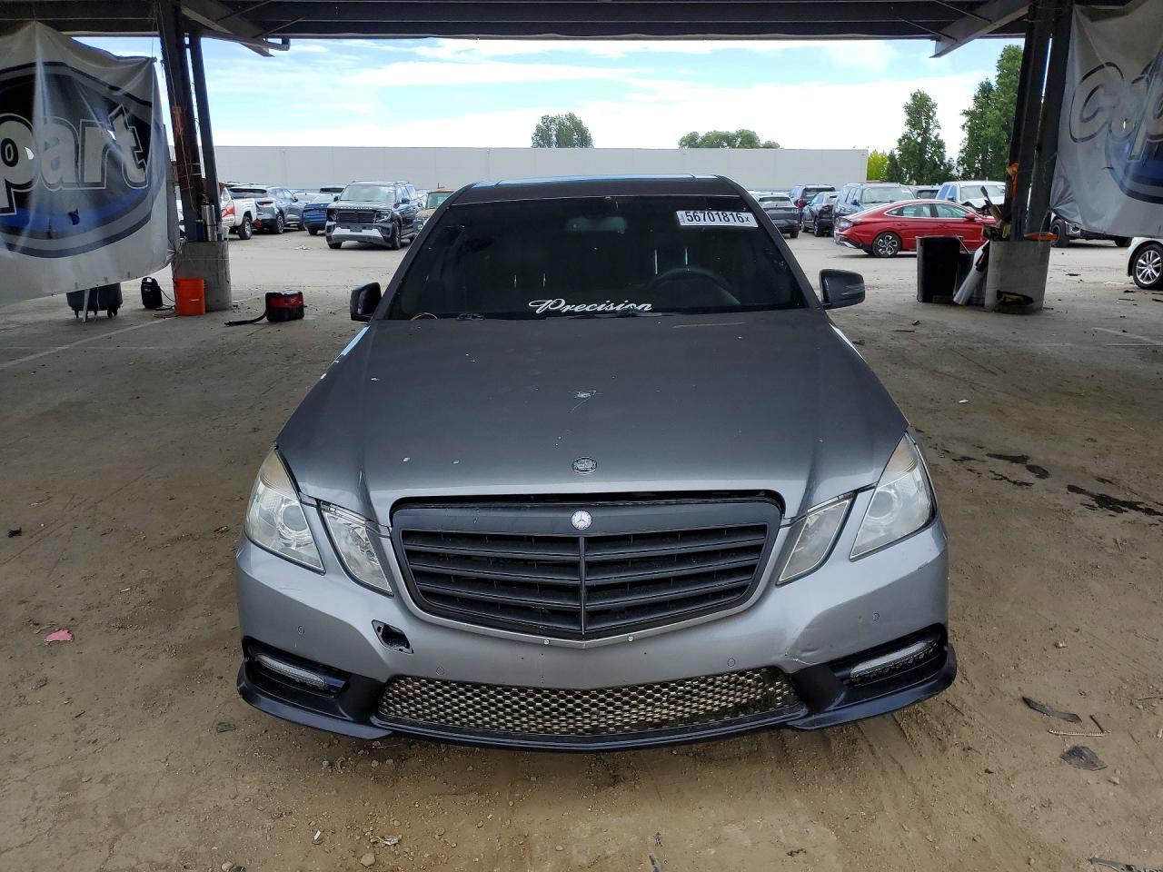 2011 Mercedes-Benz E 550 - Фото 5