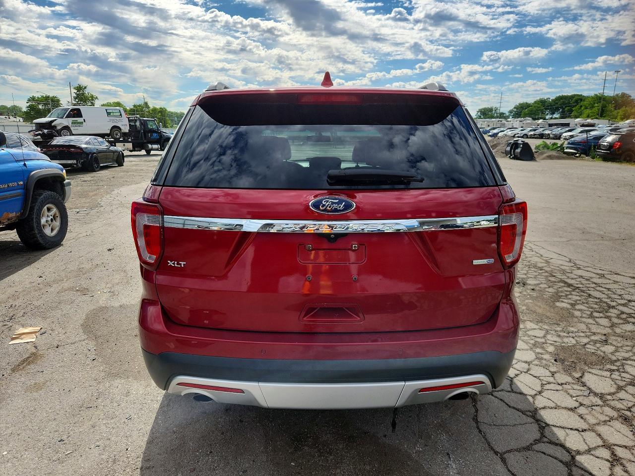 2016 Ford Explorer Xlt - Image 6