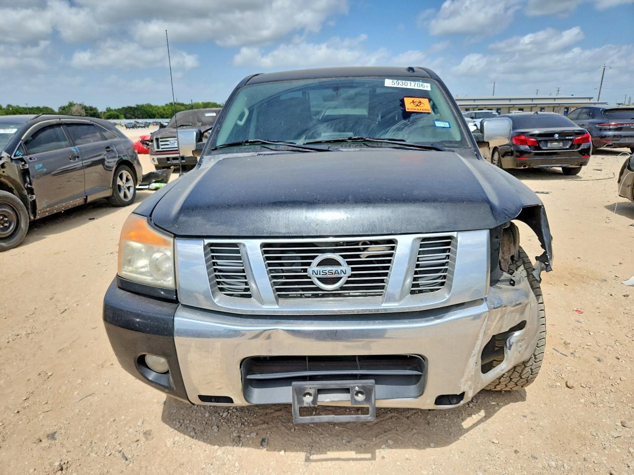 2015 Nissan Titan Sv - Image 5