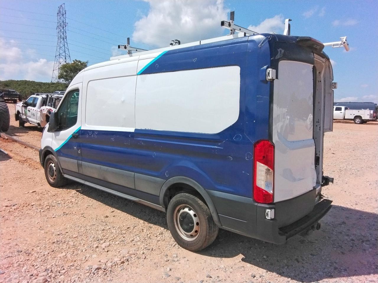 2022 Ford Transit 250 Utility / Service Van - Image 2