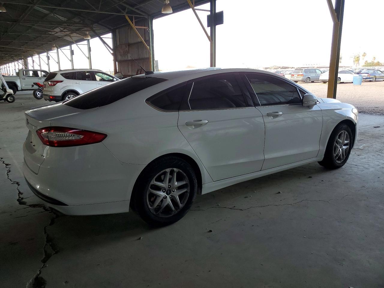 2015 Ford Fusion Se - Image 3