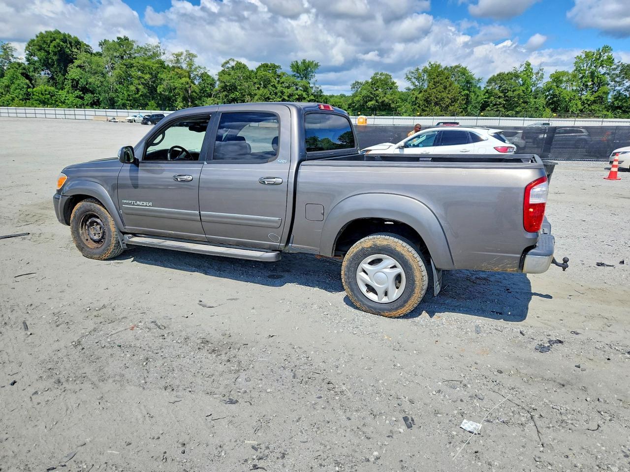 2006 Toyota Tundra Double Cab Sr5 - Image 2