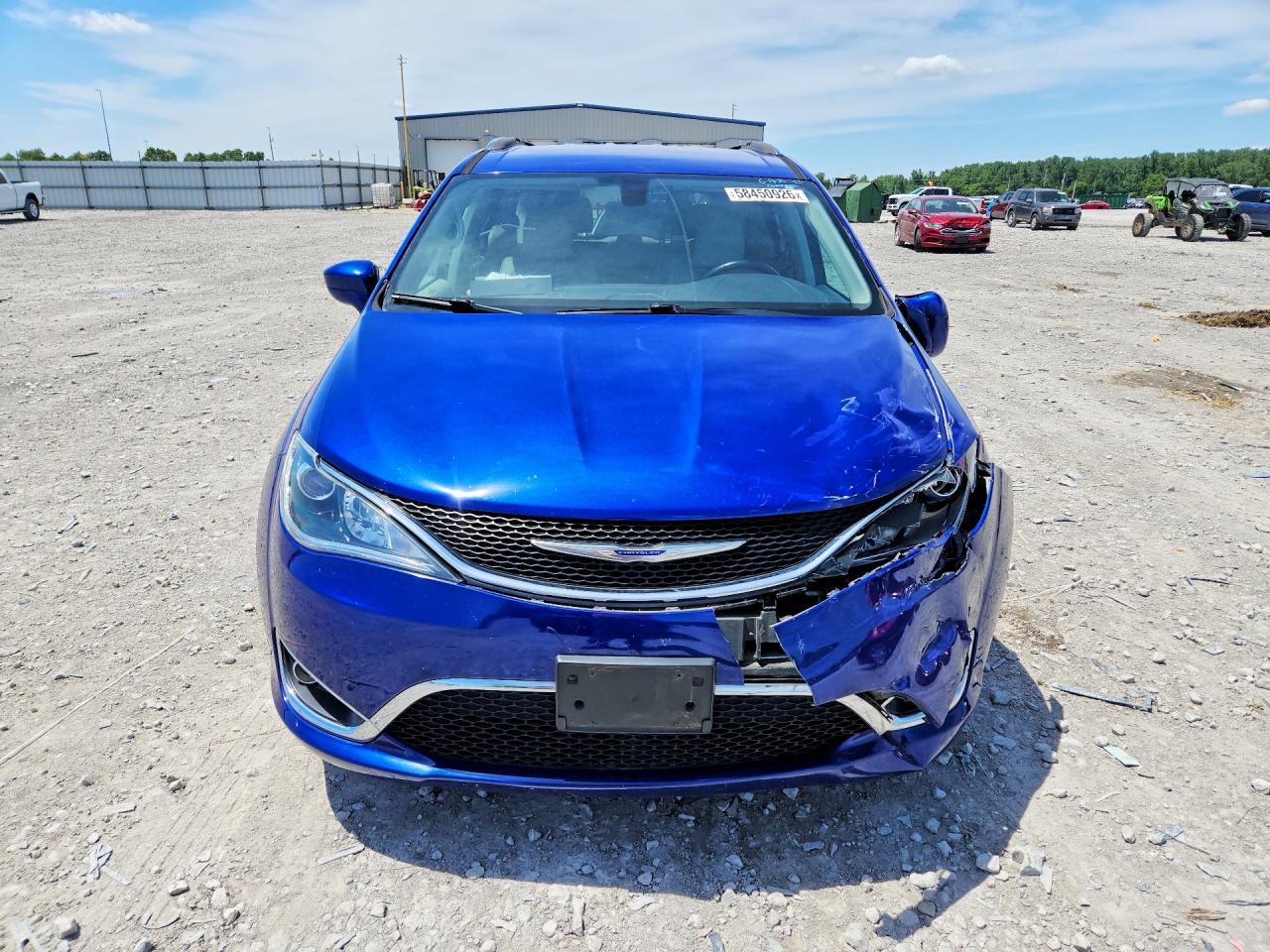 2018 Chrysler Pacifica Touring L - Фото 5