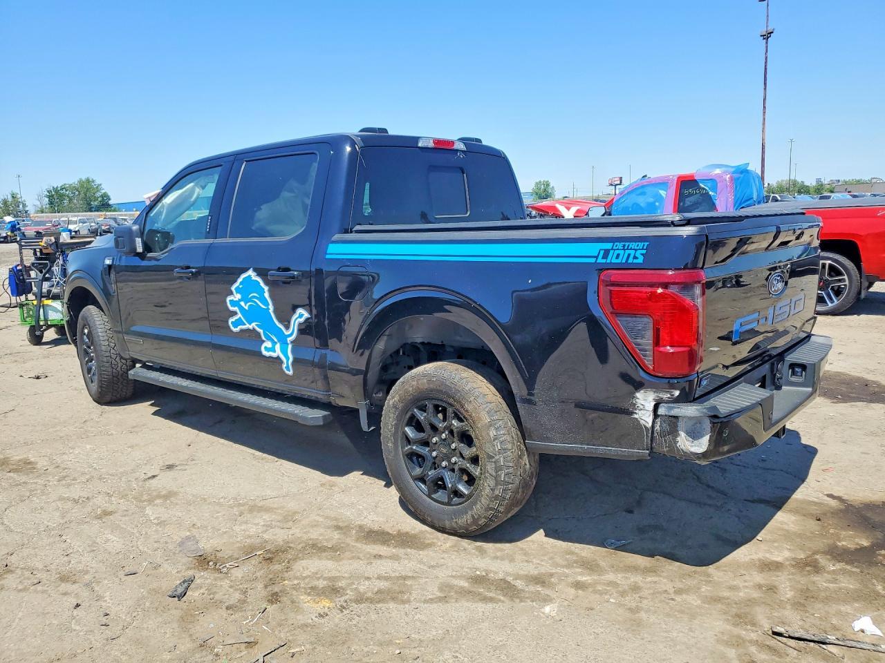 2024 Ford F150 Xlt - Фото 2