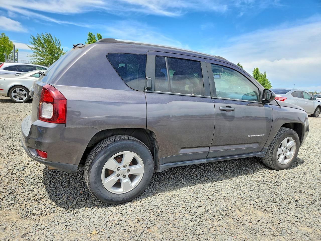 2016 Jeep Compass Sport - Фото 3