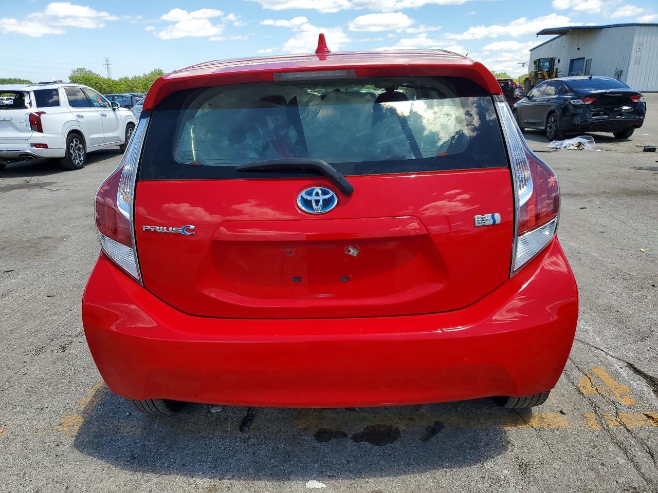 2015 Toyota Prius C Three - Image 6