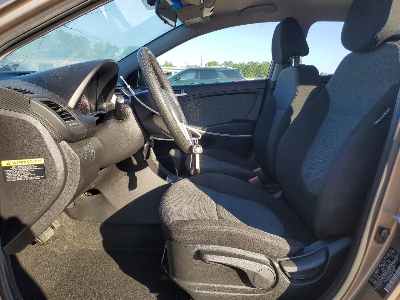 2013 Hyundai Accent Gs - Фото 7