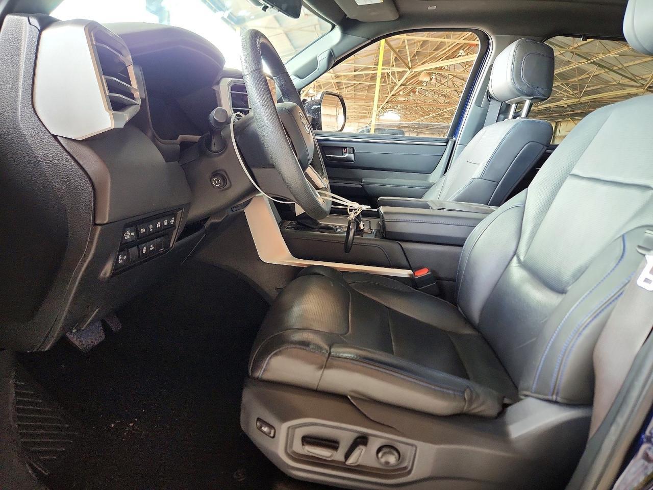 2024 Toyota Tundra Platinum - Фото 7
