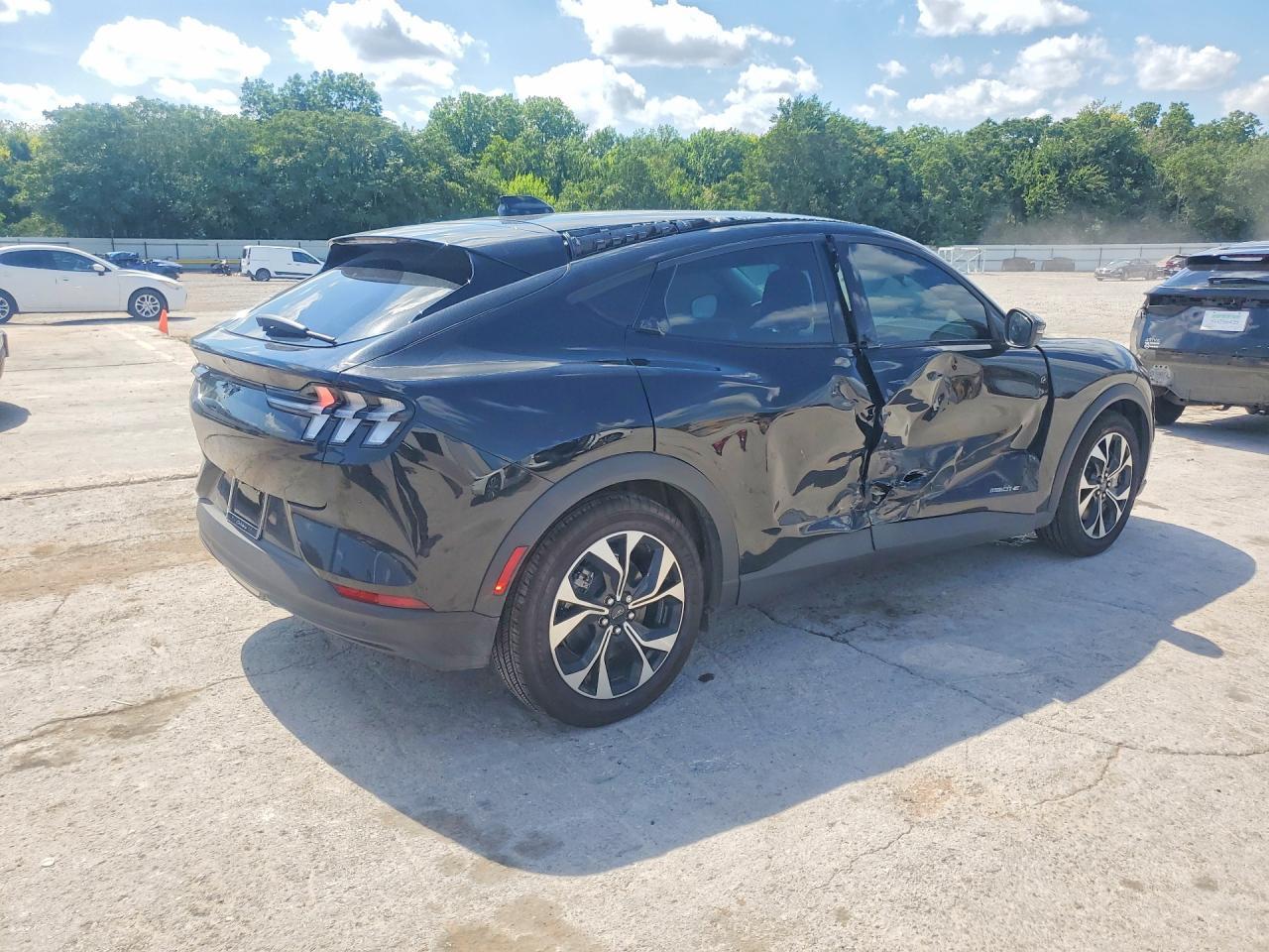 2026 Ford Mustang Mach-E Select - Image 3