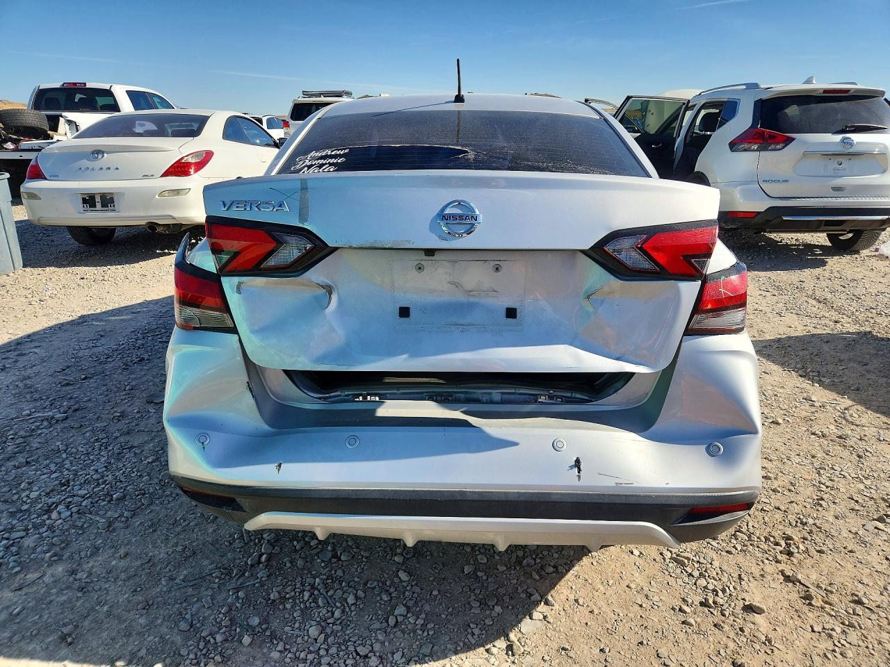 2020 Nissan Versa S - Фото 6