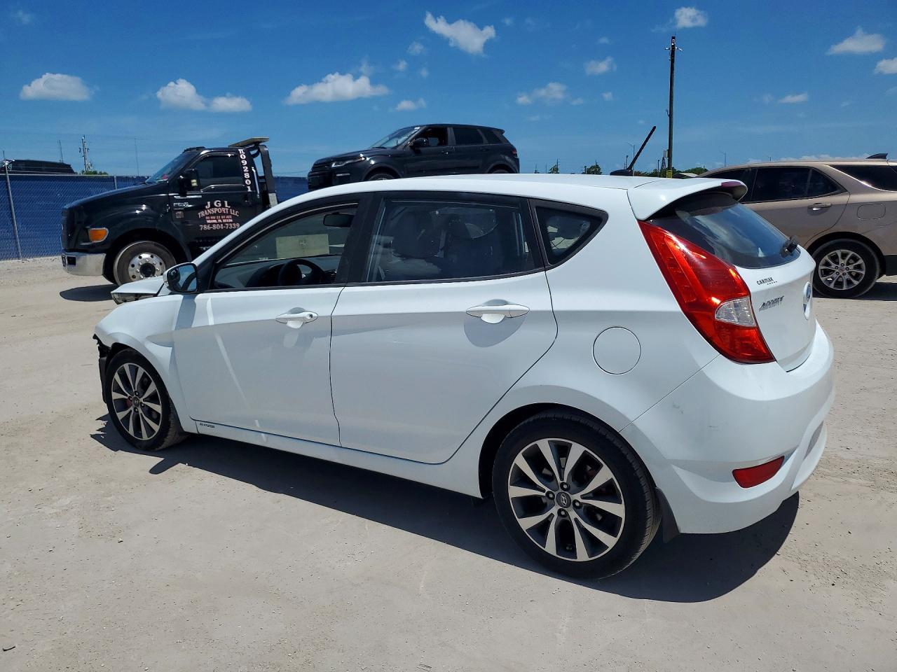 2015 Hyundai Accent Sport - Фото 2