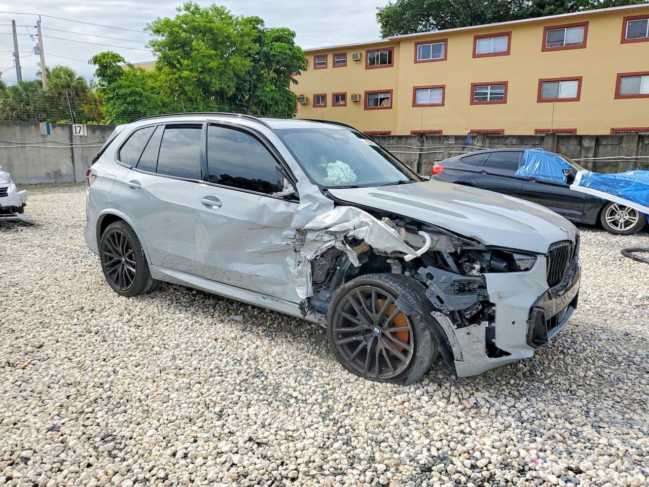 2025 BMW X5 xDrive40I - Фото 4