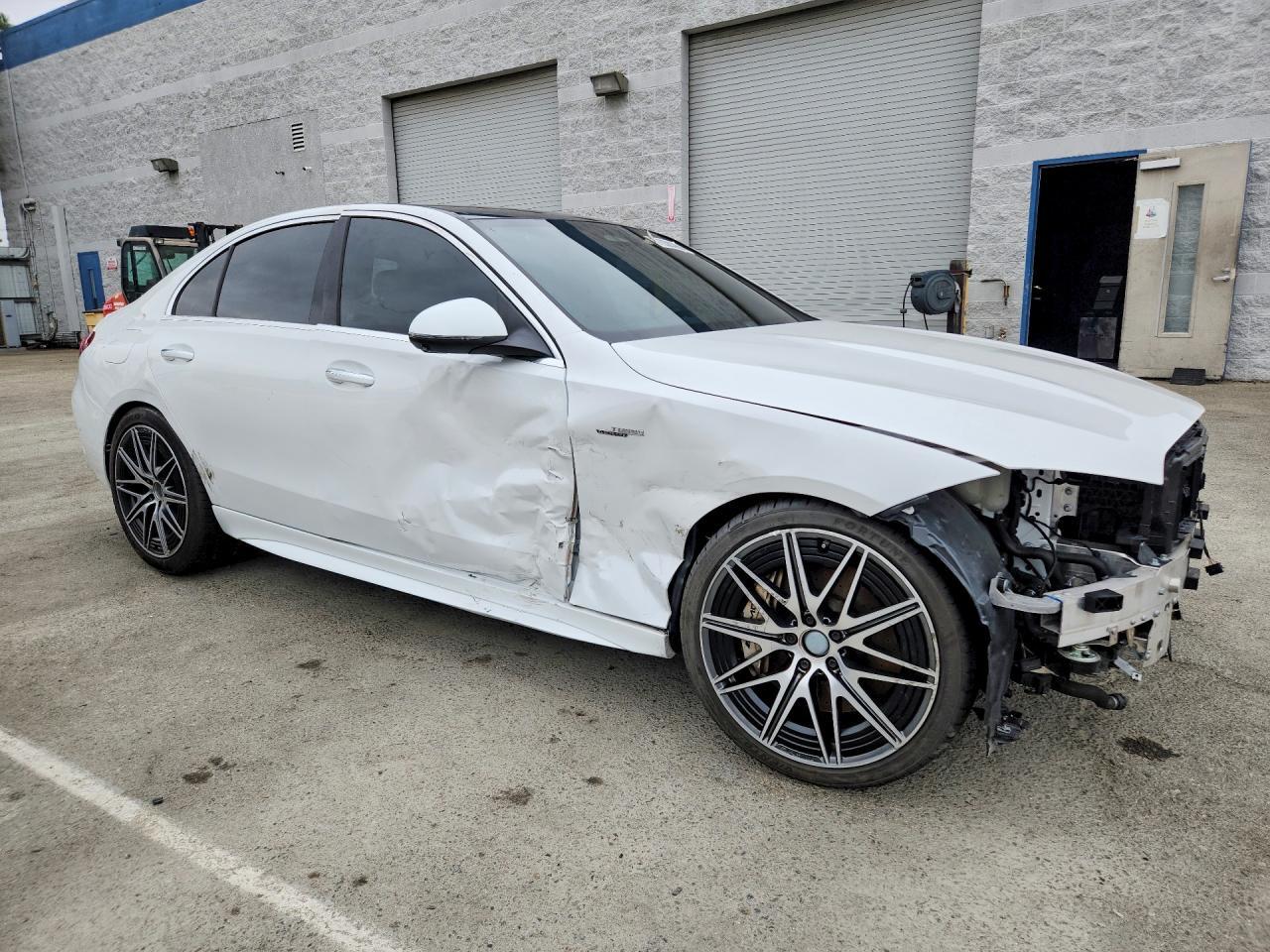2023 Mercedes-Benz C 43 Amg - Image 4