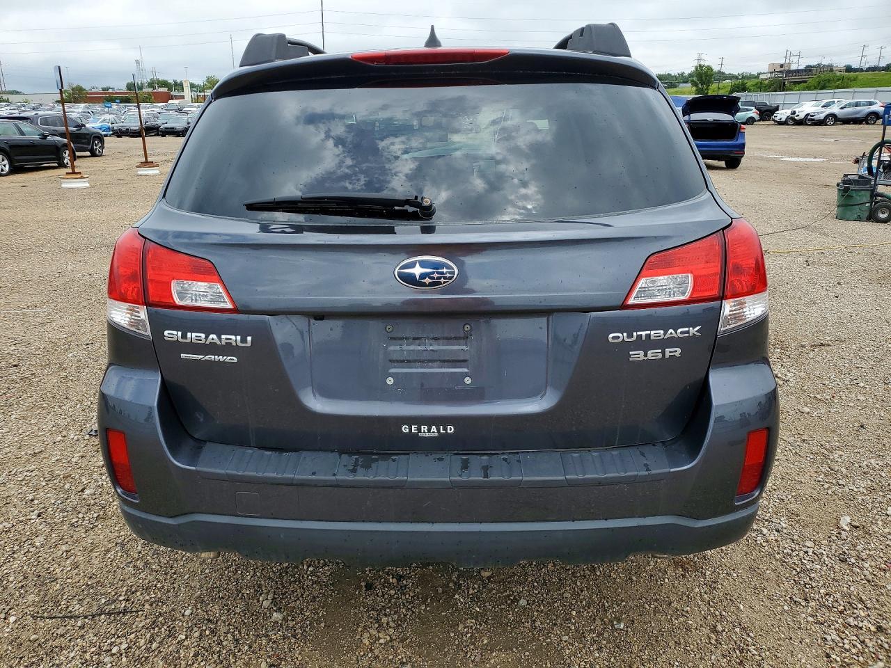 2013 Subaru Outback 3.6R Limited - Фото 6