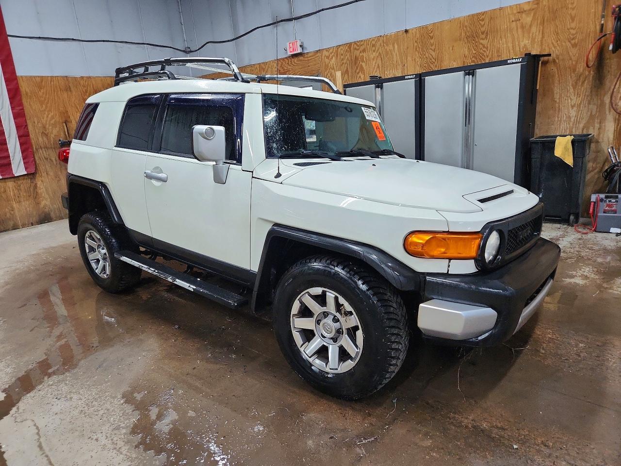 2014 Toyota Fj Cruiser Base - Фото 4