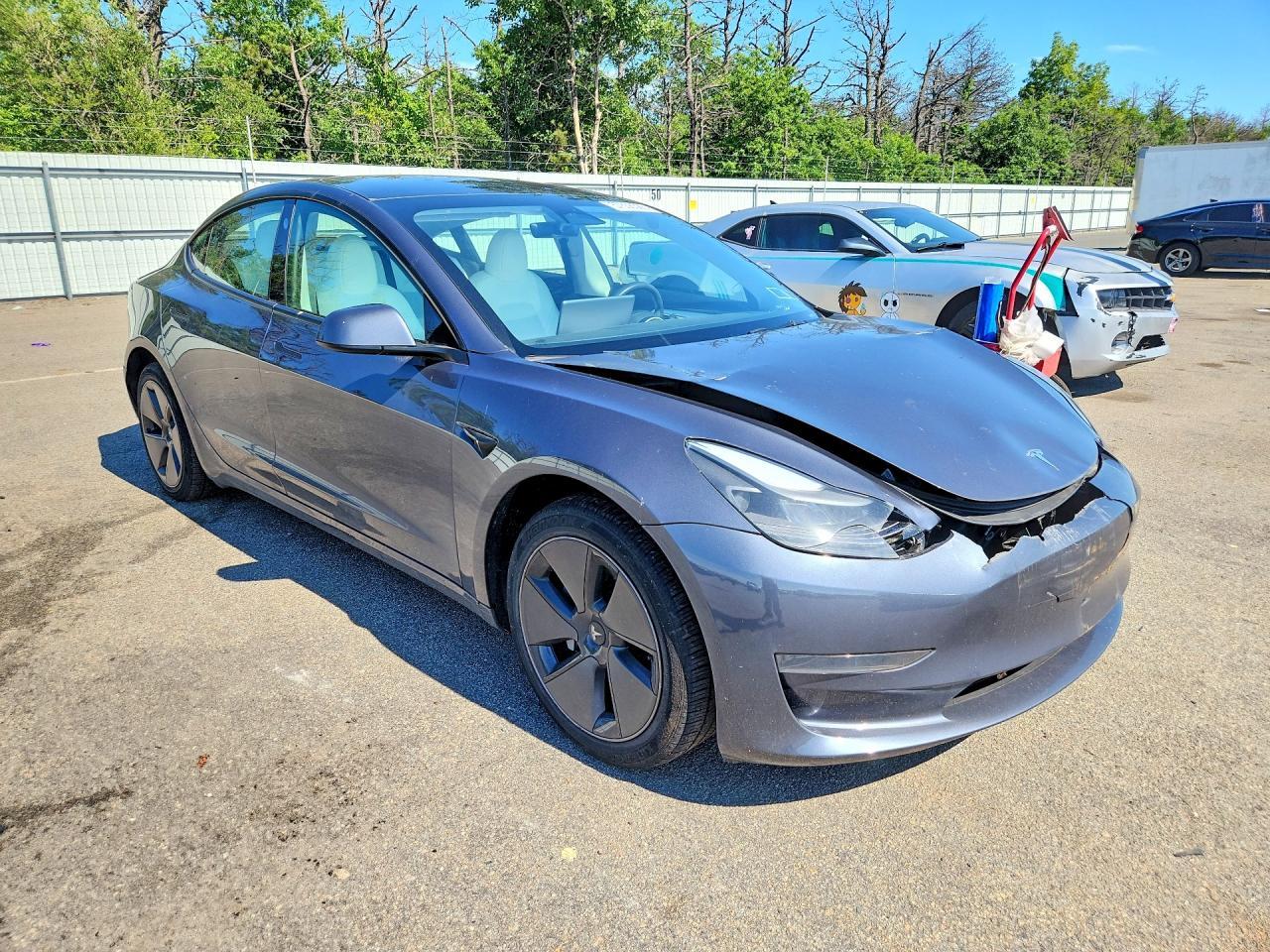 2023 Tesla Model 3 - Фото 4
