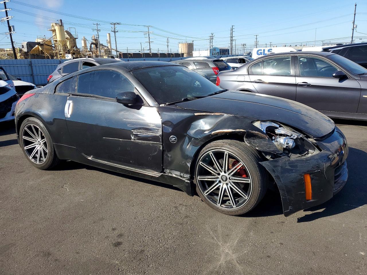 2006 Nissan 350Z Coupe - Image 4