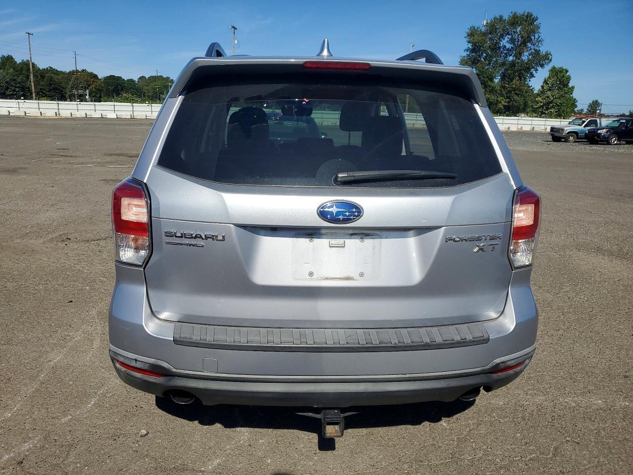 2017 Subaru Forester 2.0Xt Touring - Image 6