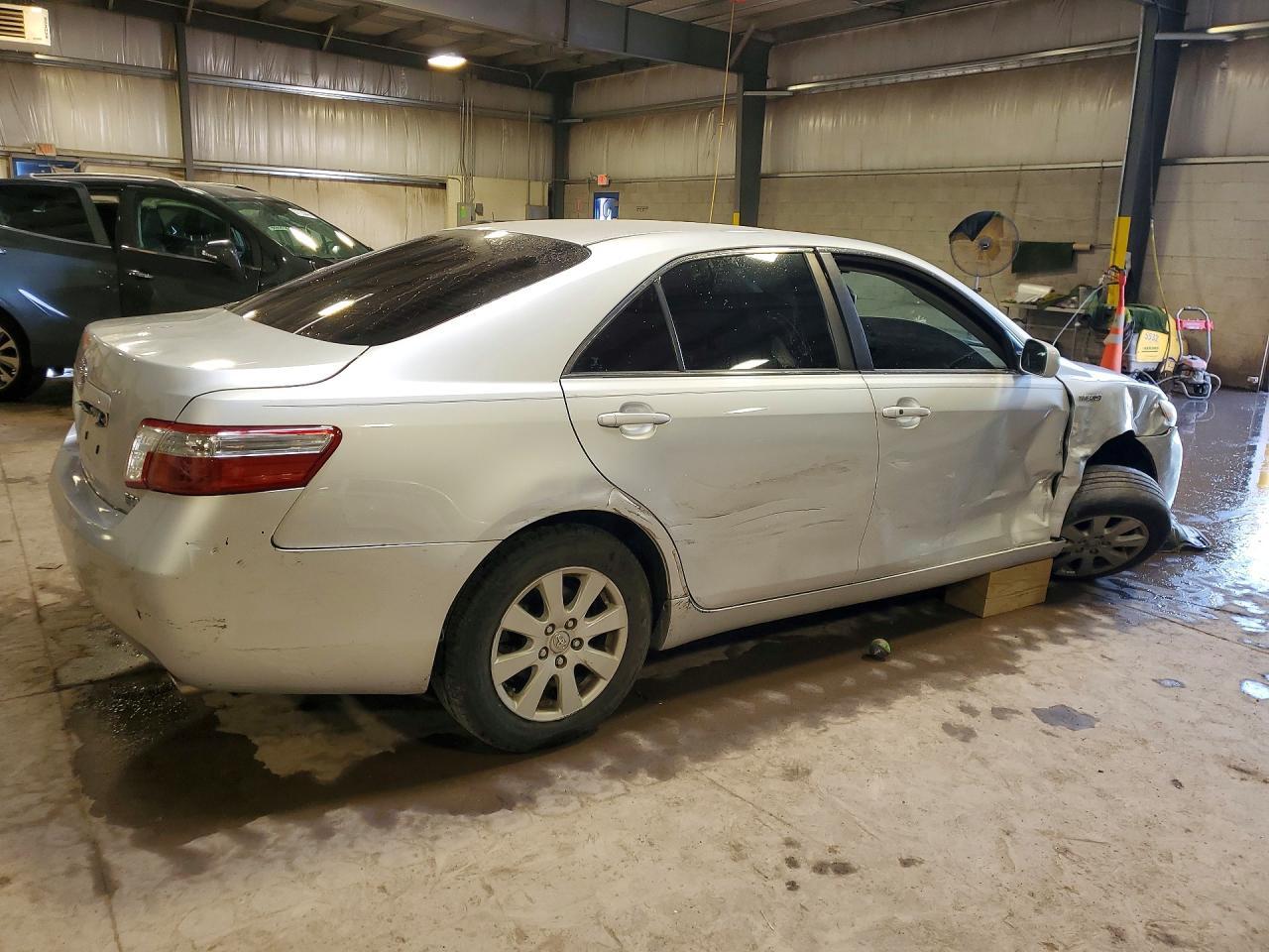 2009 Toyota Camry Hybrid - Фото 3