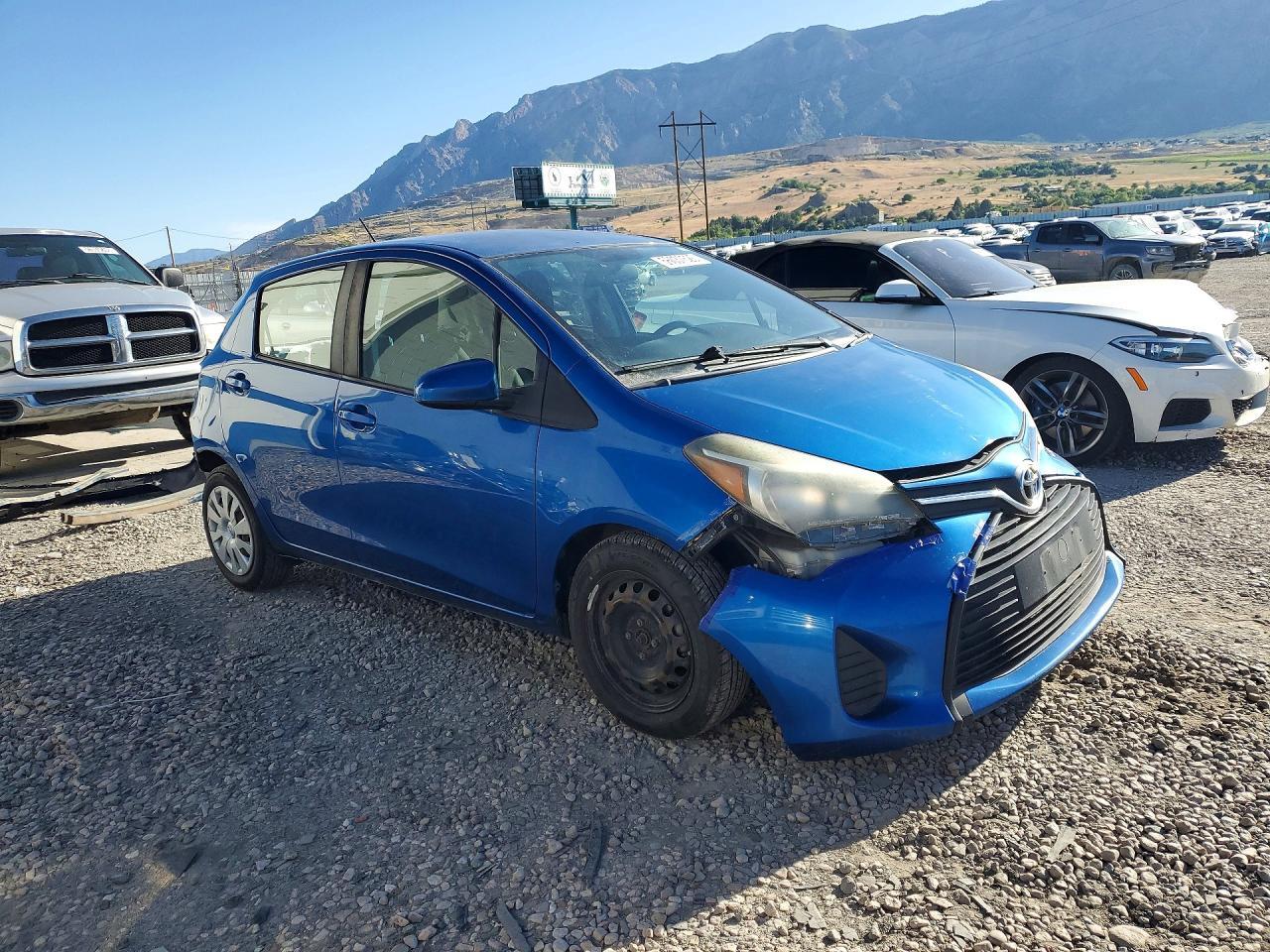 2015 Toyota Yaris 5-Door L - Фото 4