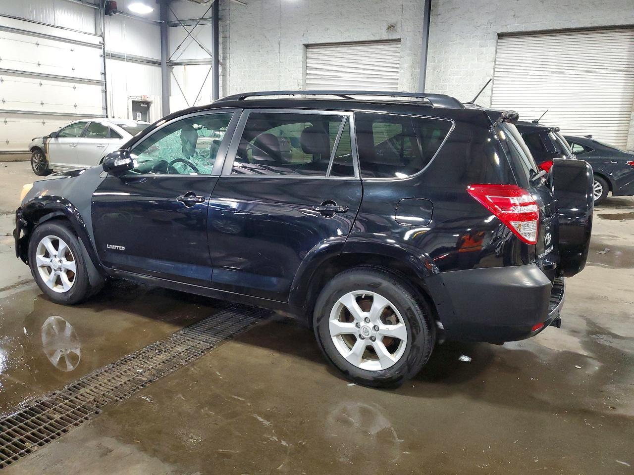 2012 Toyota Rav4 Limited - Фото 2