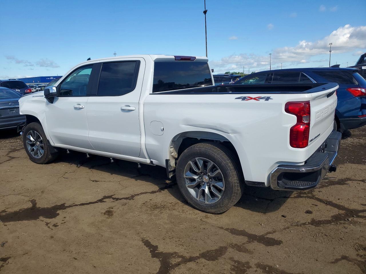 2026 Chevrolet Silverado K1500 Lt-L - Image 2