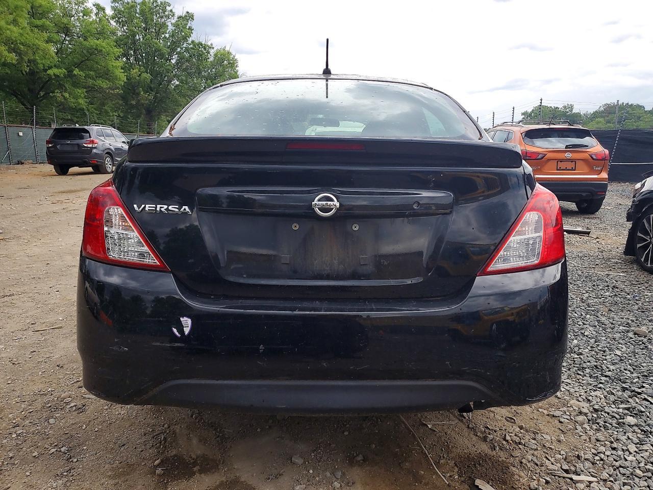2017 Nissan Versa 1.6 S Plus - Фото 6