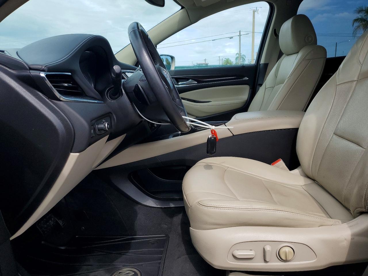 2018 Buick Enclave Essence - Image 7