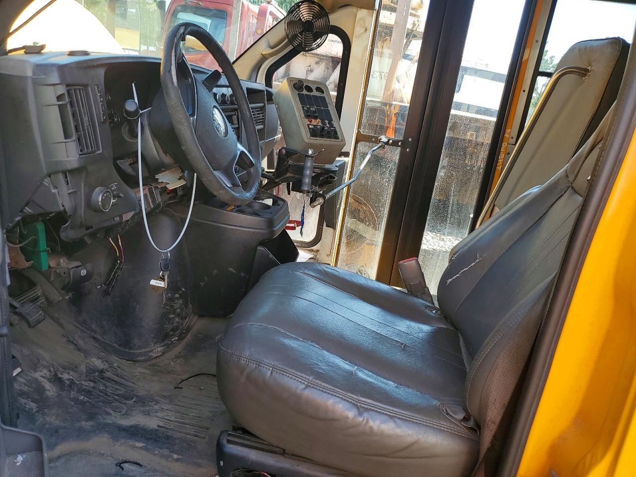 2011 Chevrolet Express School Bus - Image 7