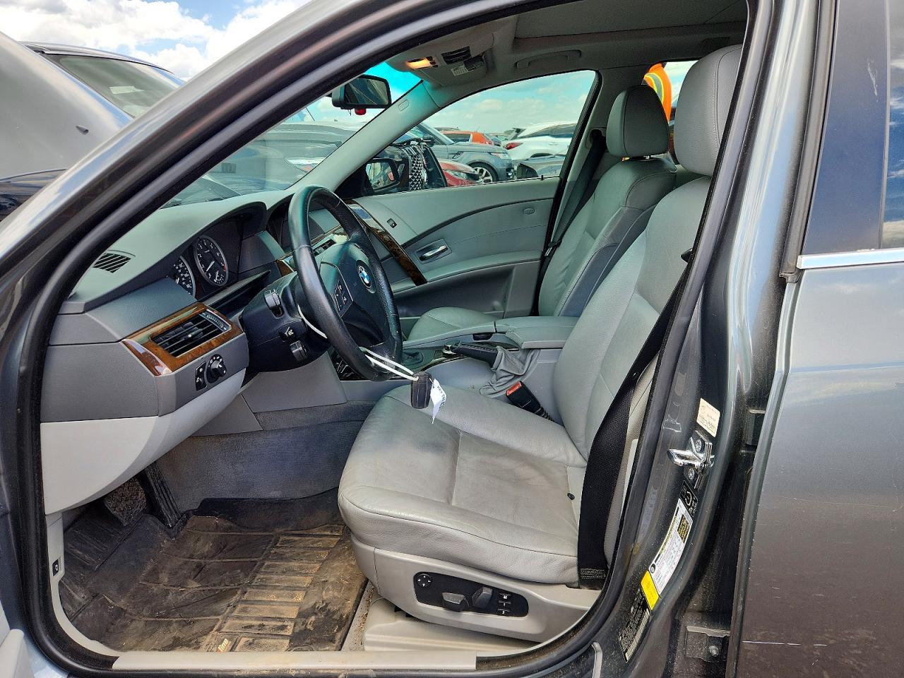 2006 BMW 530 Xit - Image 7