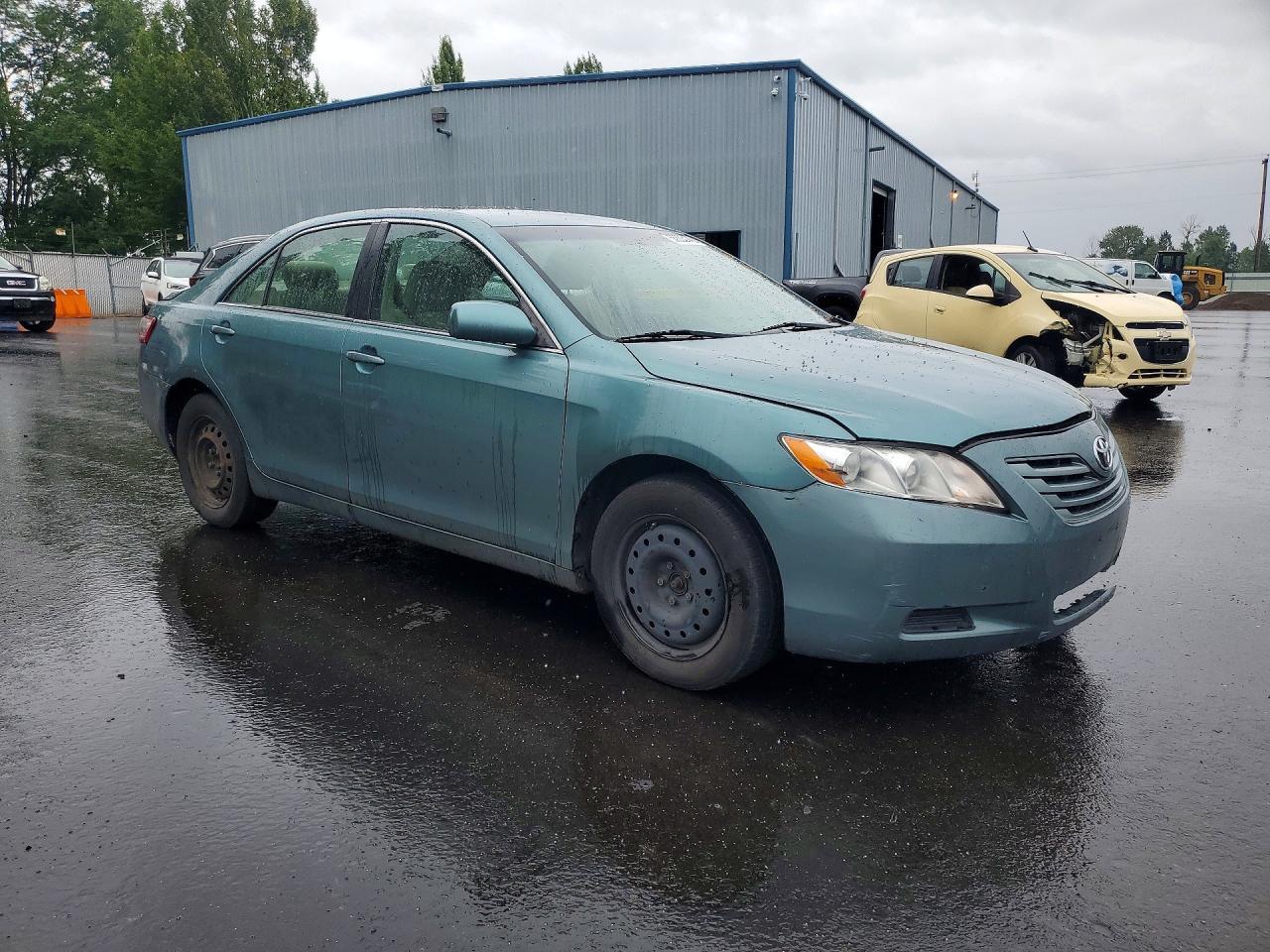 2009 Toyota Camry Le - Image 4