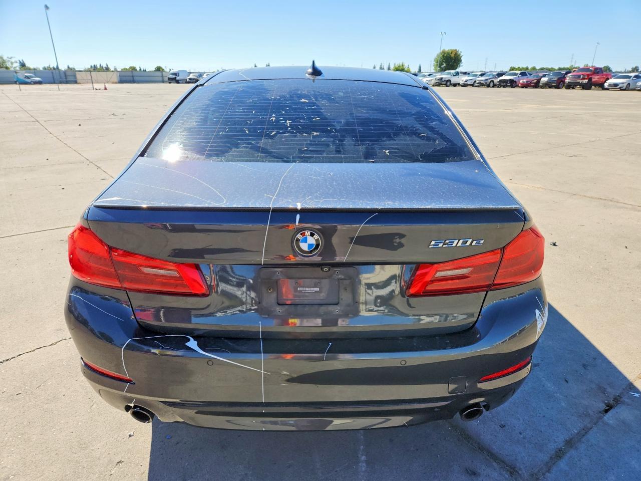 2019 BMW 530E - Image 6
