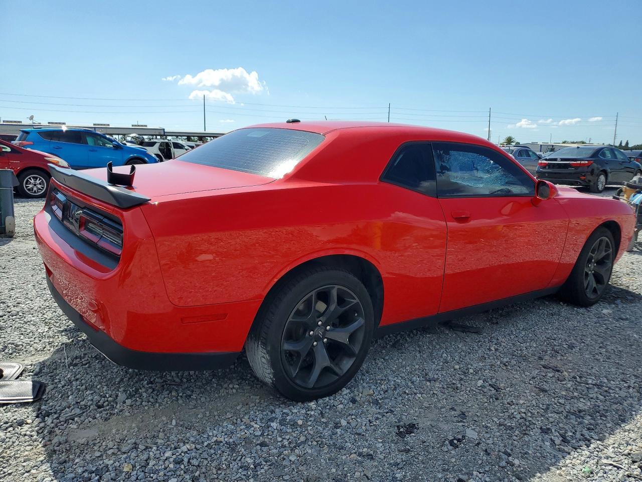 2020 Dodge Challenger Sxt - Фото 3