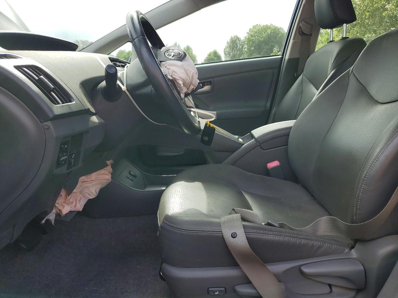 2011 Toyota Prius Four - Фото 7