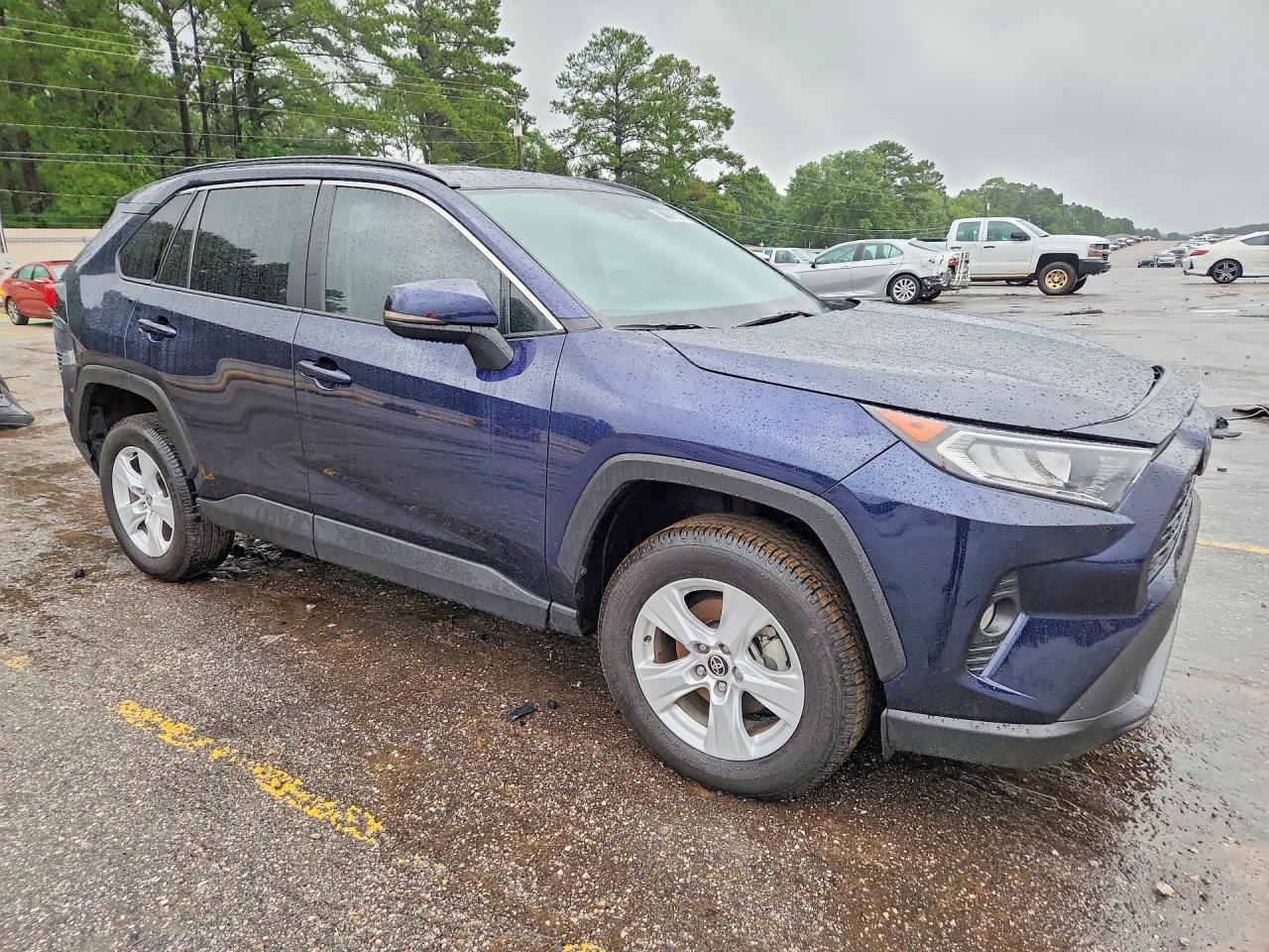 2021 Toyota Rav4 Xle - Image 4