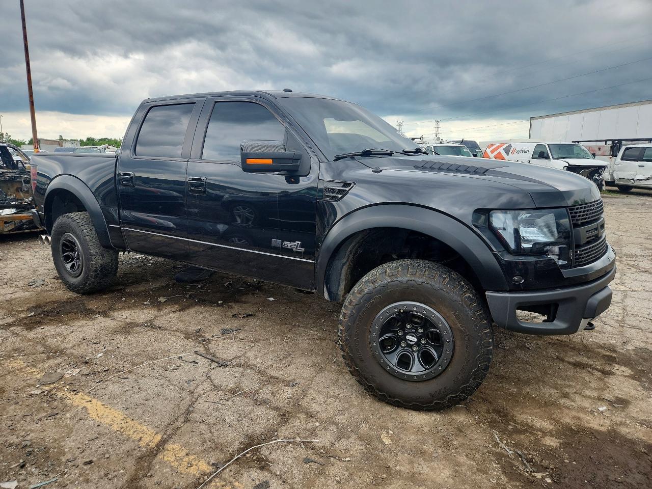 2012 Ford F150 Svt Raptor - Image 4