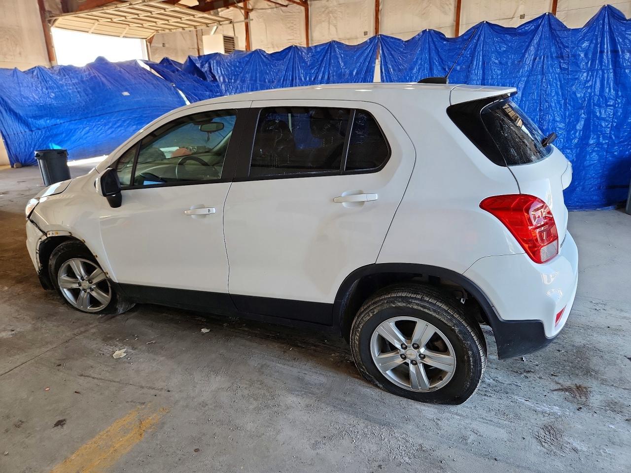 2021 Chevrolet Trax Ls - Фото 2