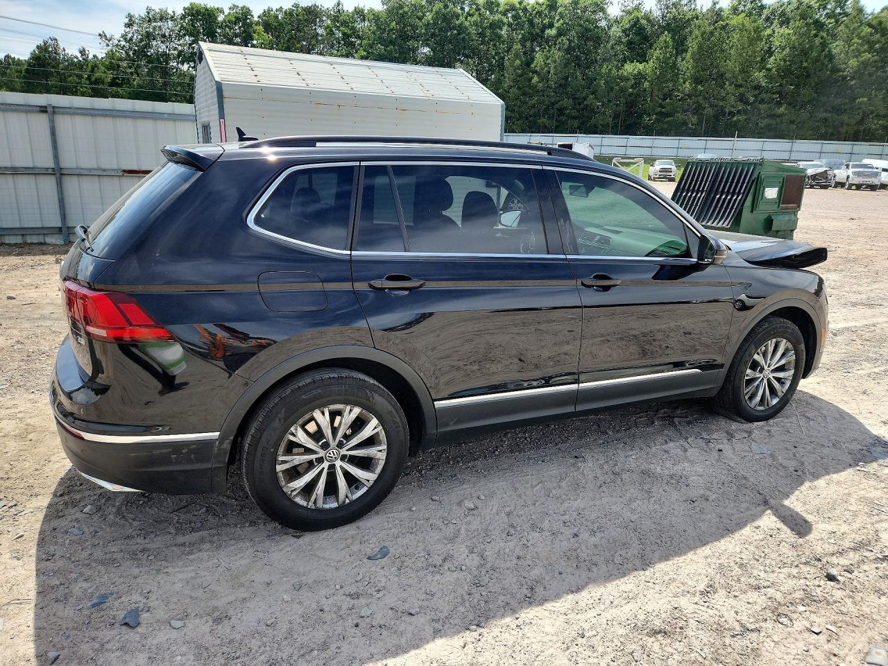 2018 Volkswagen Tiguan Se - Фото 3