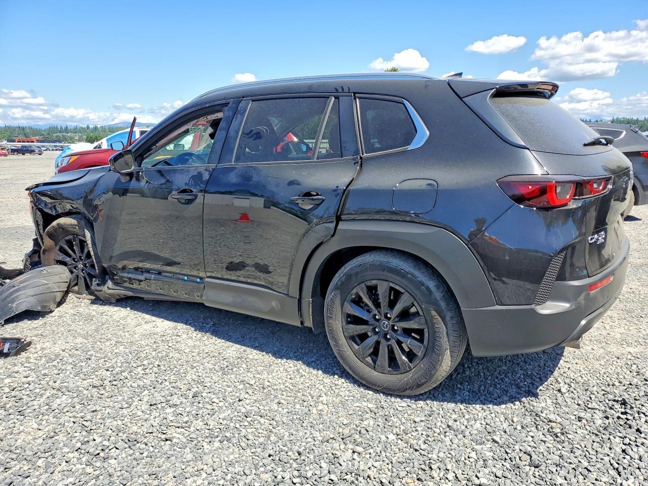 2024 Mazda Cx-50 Premium - Image 2
