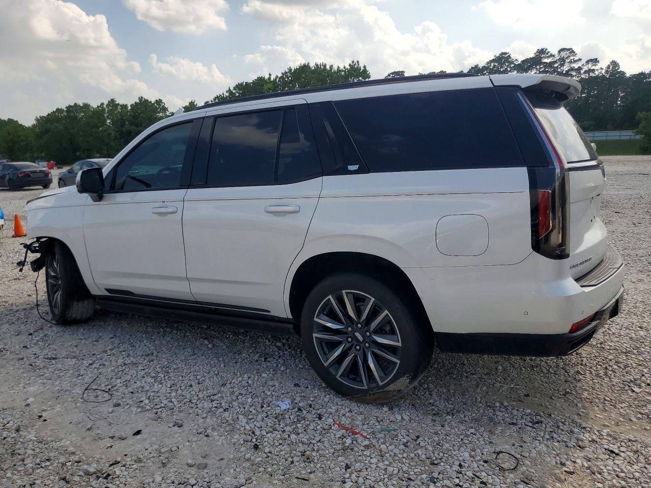 2023 Cadillac Escalade Sport Platinum - Image 2