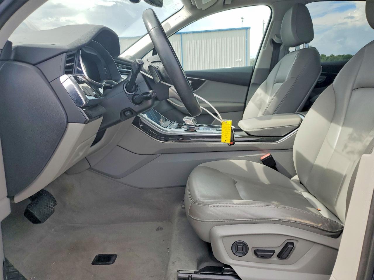 2022 Audi Q7 Premium Plus - Фото 7